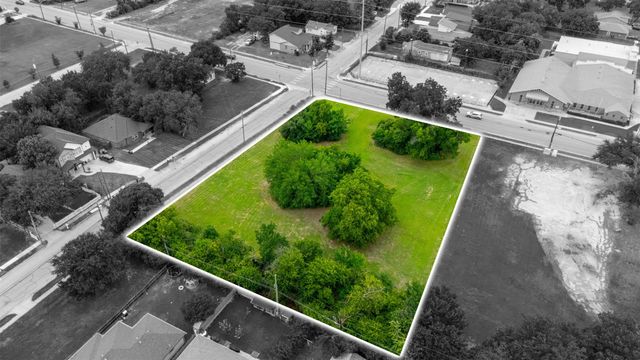 5200 Ramey Avenue, Fort Worth, TX 76105