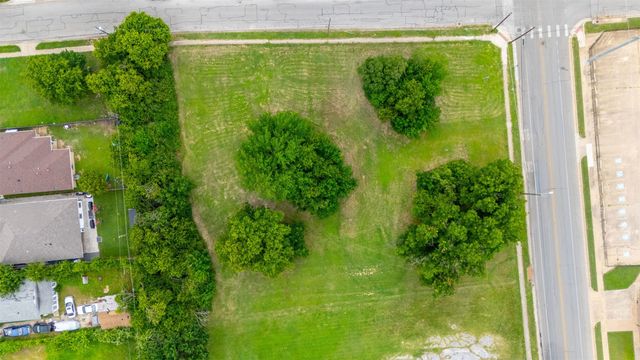 5200 Ramey Avenue, Fort Worth, TX 76105