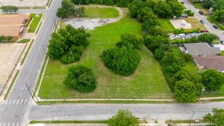 5200 Ramey Avenue, Fort Worth, TX 76105