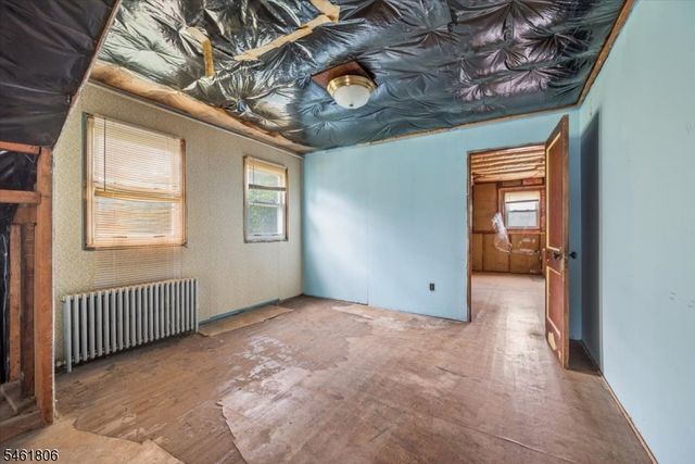 36 Cooks Rd, Denville Twp., NJ 07834