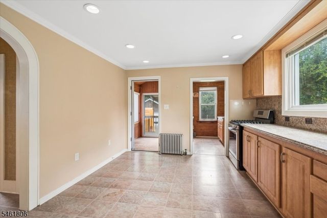 36 Cooks Rd, Denville Twp., NJ 07834