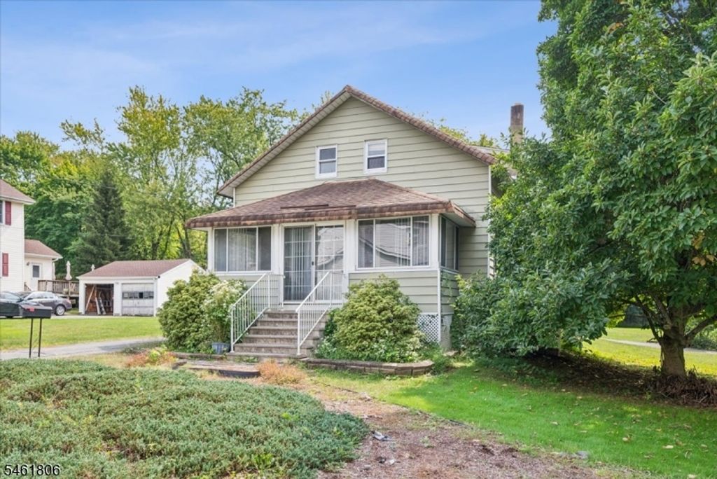 36 Cooks Rd, Denville Twp., NJ 07834