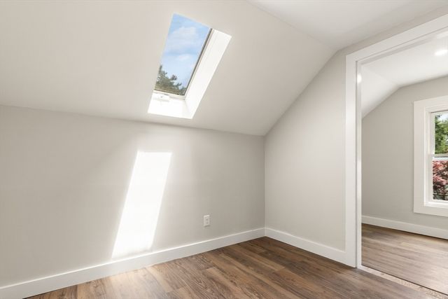 86 Lakeview Ave, Taunton, MA 02780
