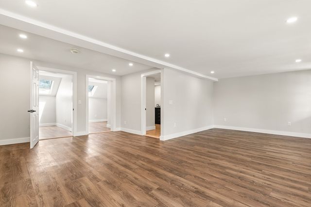 86 Lakeview Ave, Taunton, MA 02780