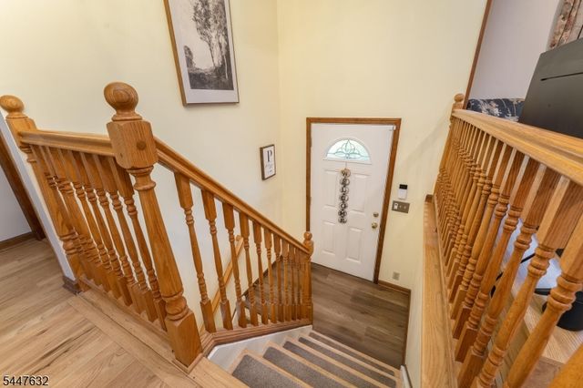 36 Mackenzie Rd, Hampton Boro, NJ 08827
