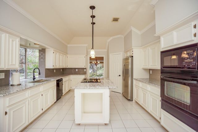 4923 Canterbury Lane, Sugar Land, TX 77479