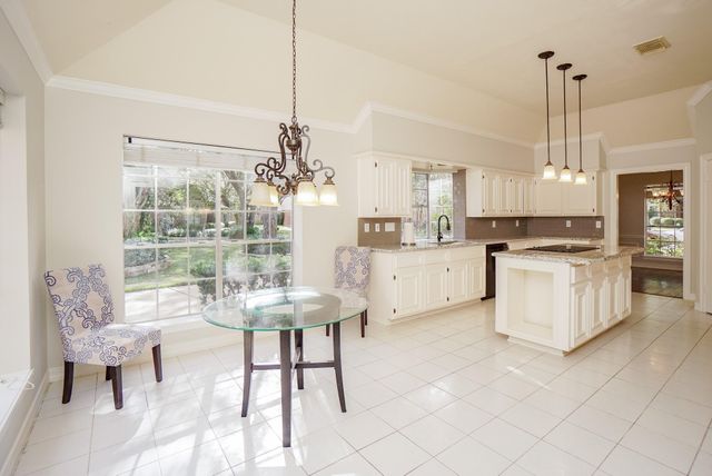 4923 Canterbury Lane, Sugar Land, TX 77479