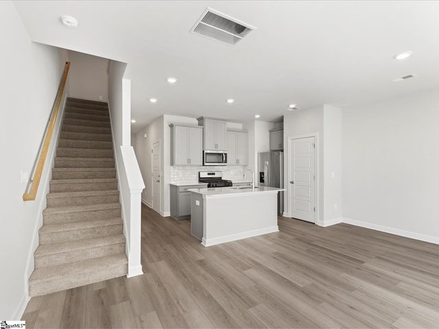 857 Ernest Lane, Lyman, SC 29365