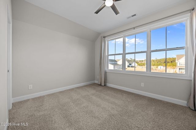 604 Larkspur Lane, Hubert, NC 28539