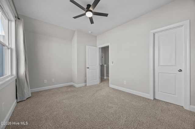 604 Larkspur Lane, Hubert, NC 28539