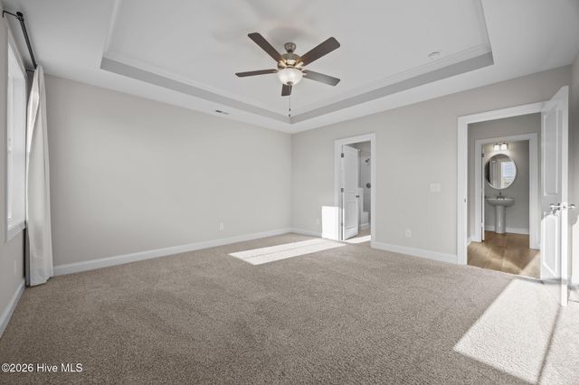 604 Larkspur Lane, Hubert, NC 28539