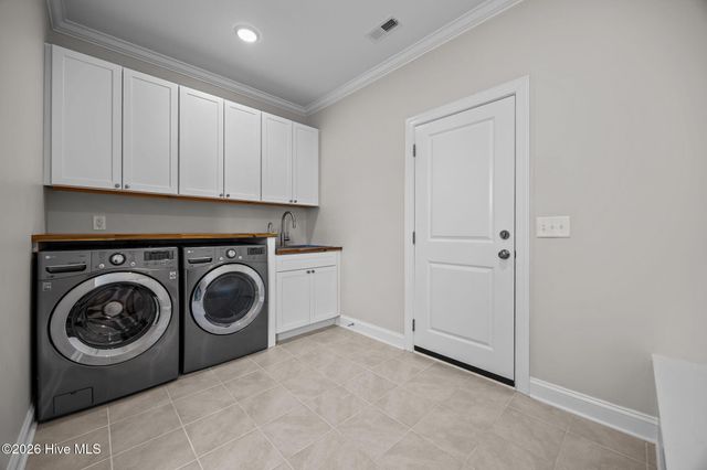 604 Larkspur Lane, Hubert, NC 28539