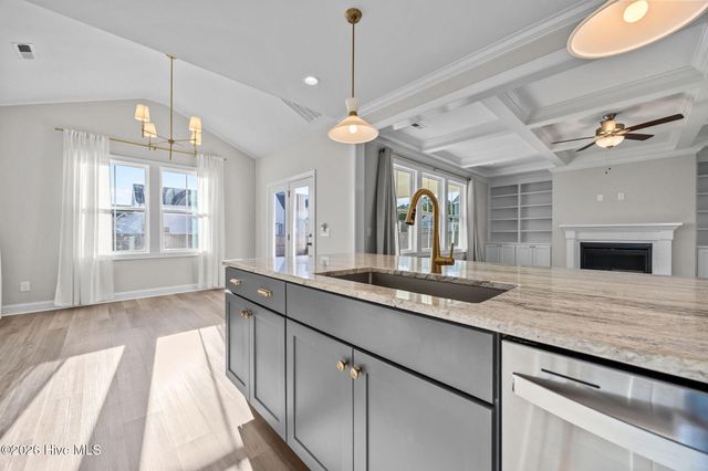 604 Larkspur Lane, Hubert, NC 28539