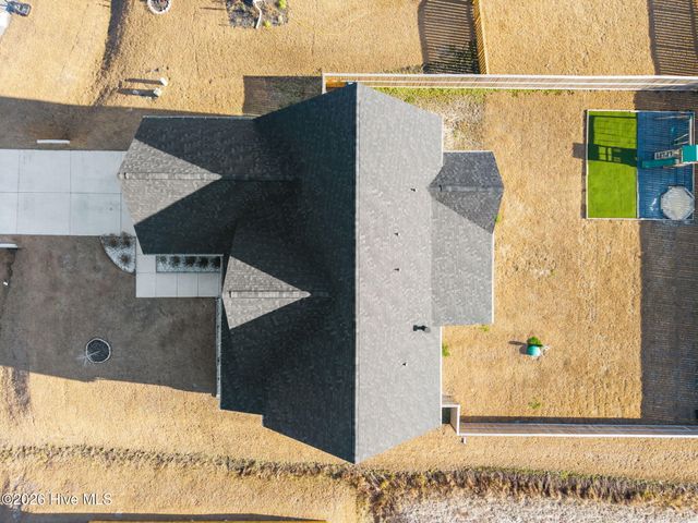 604 Larkspur Lane, Hubert, NC 28539