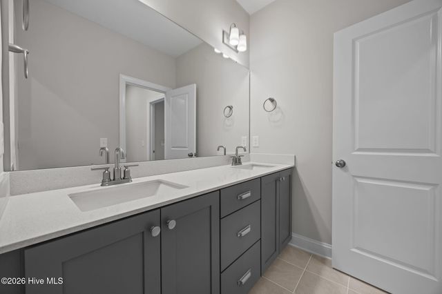 604 Larkspur Lane, Hubert, NC 28539