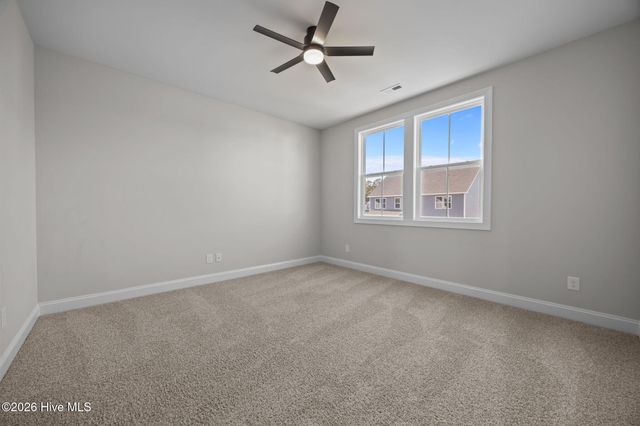 604 Larkspur Lane, Hubert, NC 28539