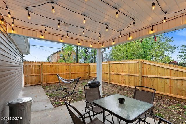 1905 Virginia Avenue, Joplin, MO 64804