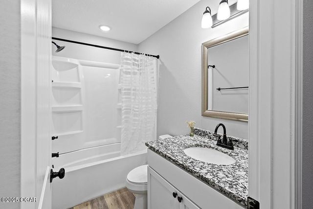 1905 Virginia Avenue, Joplin, MO 64804