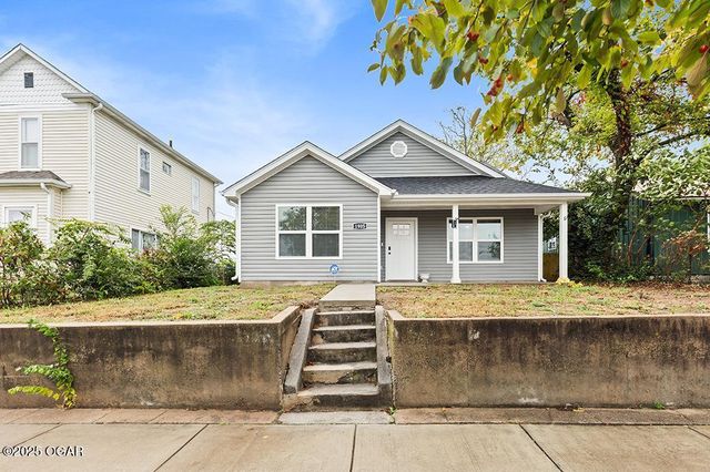 1905 Virginia Avenue, Joplin, MO 64804