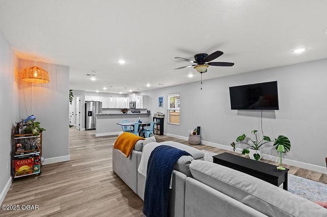 1905 Virginia Avenue, Joplin, MO 64804