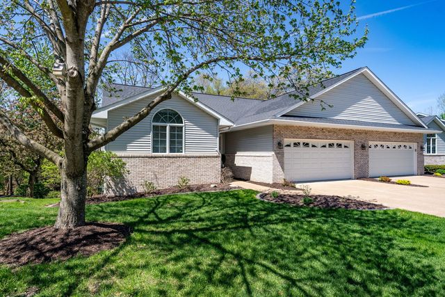 461 43rd Avenue Court 6, East Moline, IL 61244