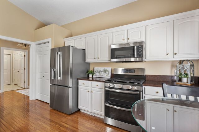 461 43rd Avenue Court 6, East Moline, IL 61244