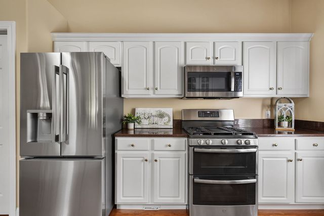 461 43rd Avenue Court 6, East Moline, IL 61244