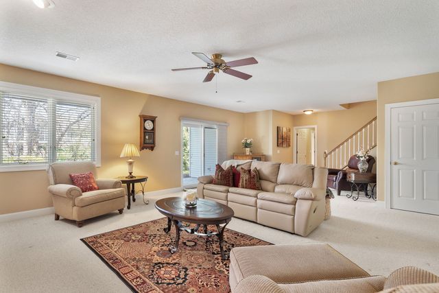 461 43rd Avenue Court 6, East Moline, IL 61244