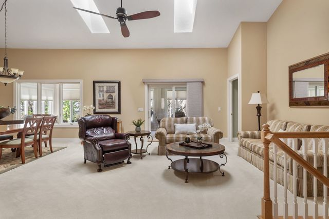 461 43rd Avenue Court 6, East Moline, IL 61244