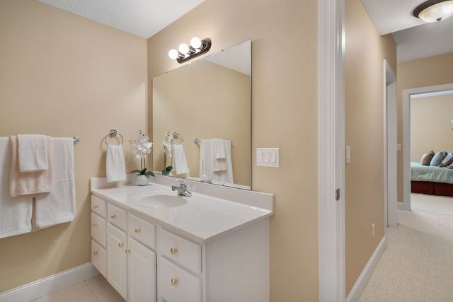 461 43rd Avenue Court 6, East Moline, IL 61244