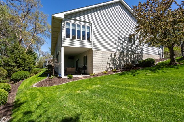 461 43rd Avenue Court 6, East Moline, IL 61244
