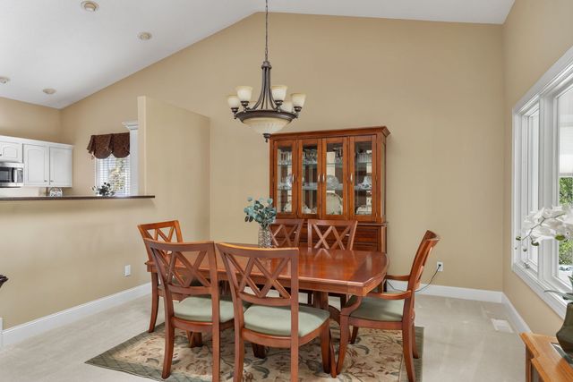 461 43rd Avenue Court 6, East Moline, IL 61244