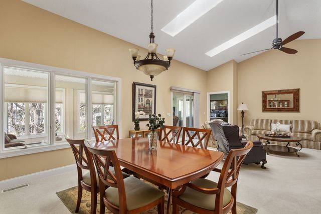461 43rd Avenue Court 6, East Moline, IL 61244