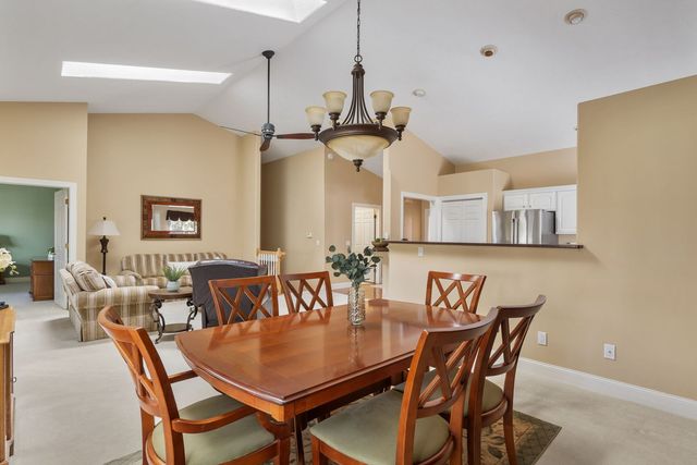 461 43rd Avenue Court 6, East Moline, IL 61244