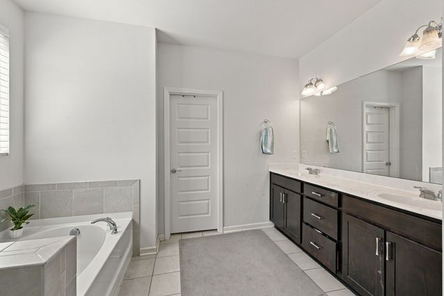 2932 Hardwick St, N, Murfreesboro, TN 37130