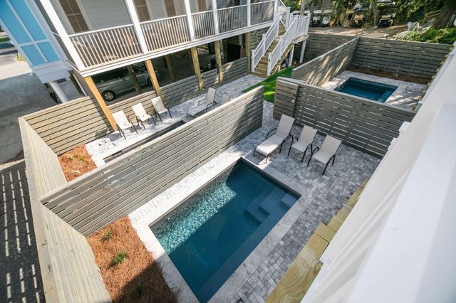 108 E Hudson Avenue, Folly Beach, SC 29439