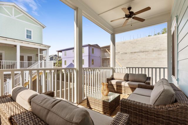 108 E Hudson Avenue, Folly Beach, SC 29439