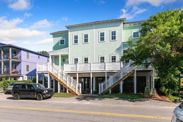 108 E Hudson Avenue, Folly Beach, SC 29439