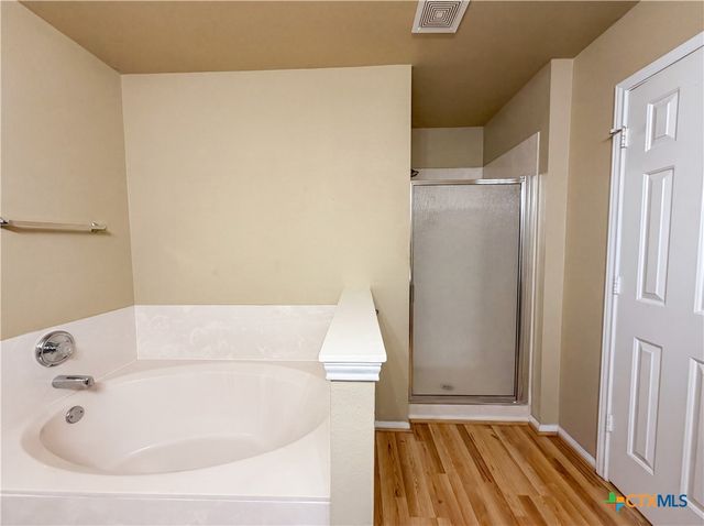 5313 Southern Crossing Drive, Temple, TX 76502