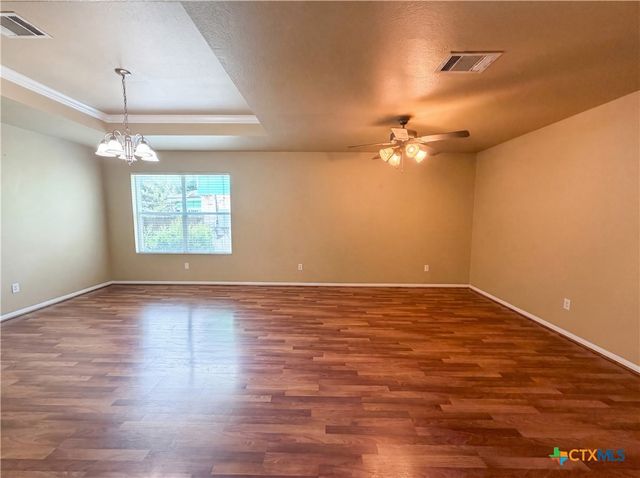5313 Southern Crossing Drive, Temple, TX 76502