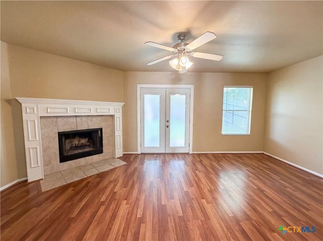 5313 Southern Crossing Drive, Temple, TX 76502