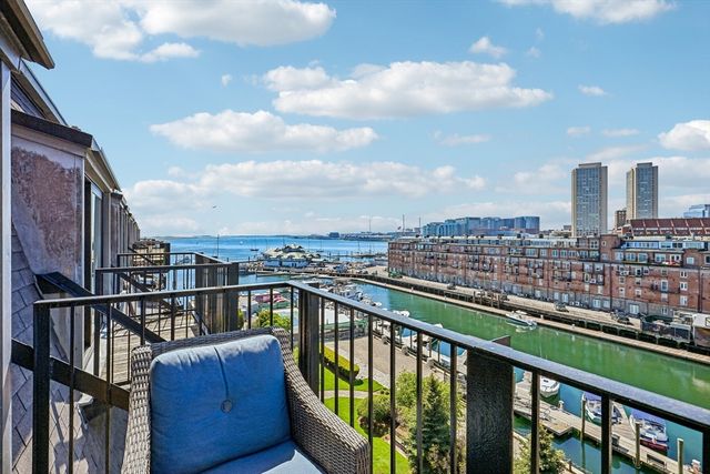 28-32 Atlantic Ave 628, Boston, MA 02111