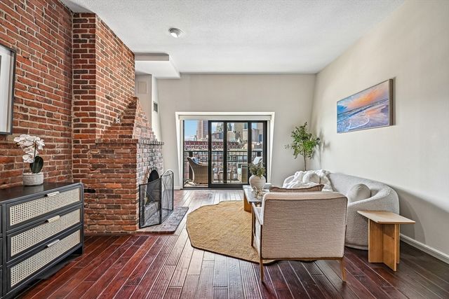 28-32 Atlantic Ave 628, Boston, MA 02111