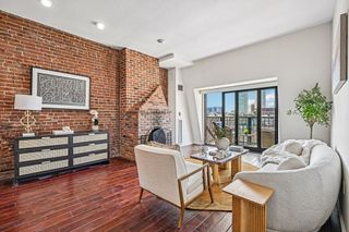 28-32 Atlantic Ave 628, Boston, MA 02111
