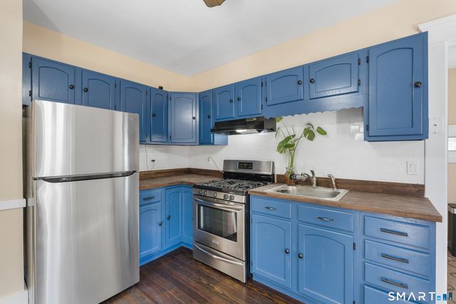 304 Fairview Avenue, Hamden, CT 06514