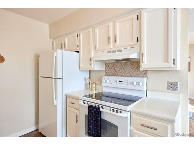 7665 E Eastman Ave 207C, Denver, CO 80231