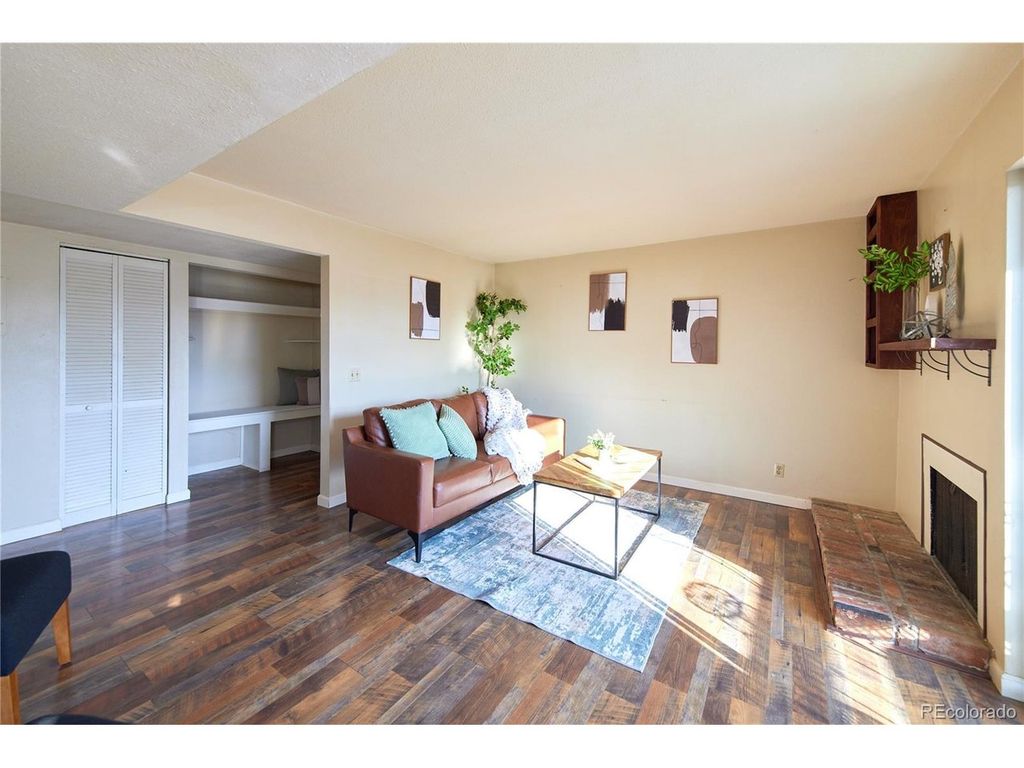7665 E Eastman Ave 207C, Denver, CO 80231