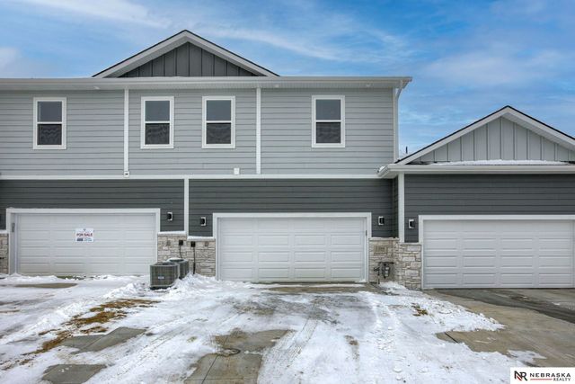 4580 Schilling Court, Bellevue, NE 68133
