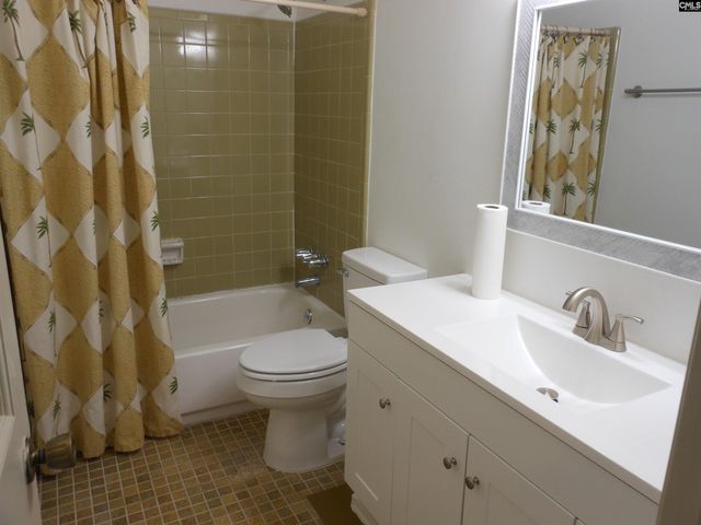 109 Rollingwood Drive, Lexington, SC 29072