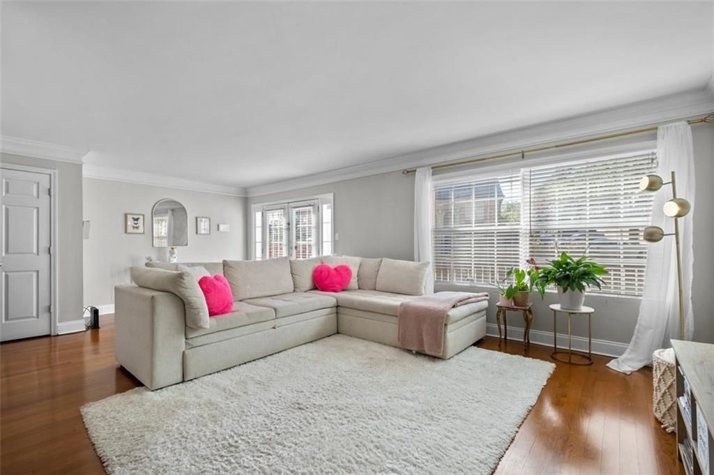 6980 Roswell Road A8, Atlanta, GA 30328